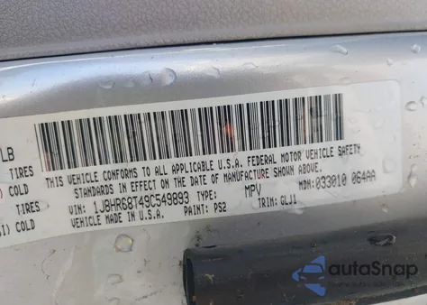 2009 Jeep Grand Cherokee Overland z USA, uszkodzony, nr VIN 1J8HR68T49C549893
